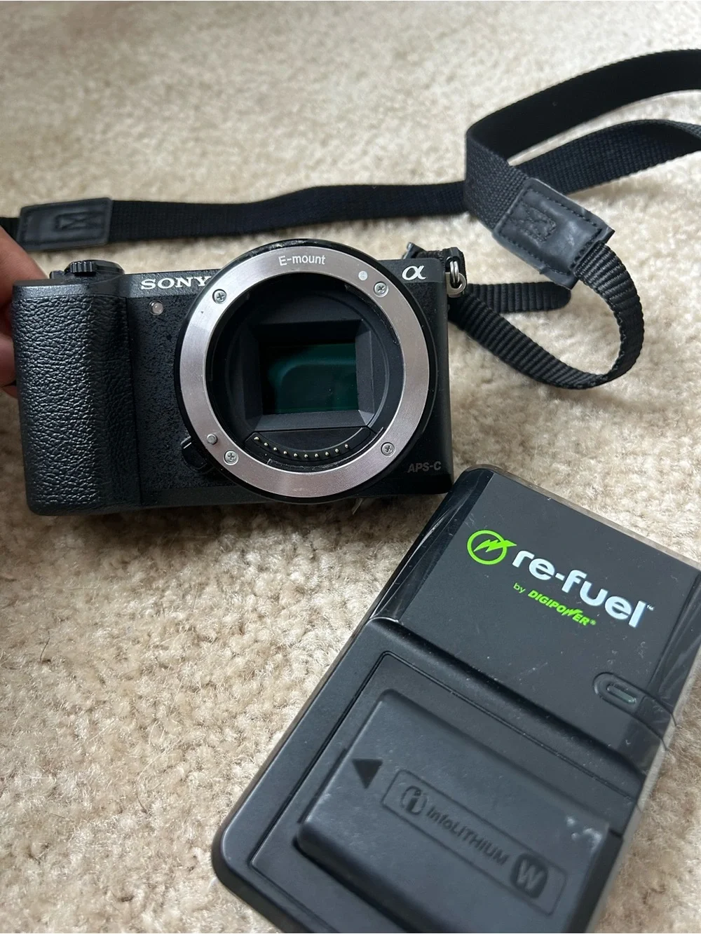 Sony a5100 Mirrorless Camera Body + CHARGER AND BATTERY + Strap